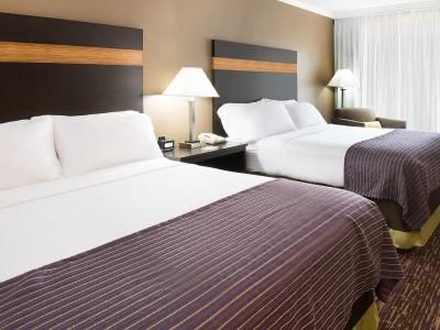 By Ihg