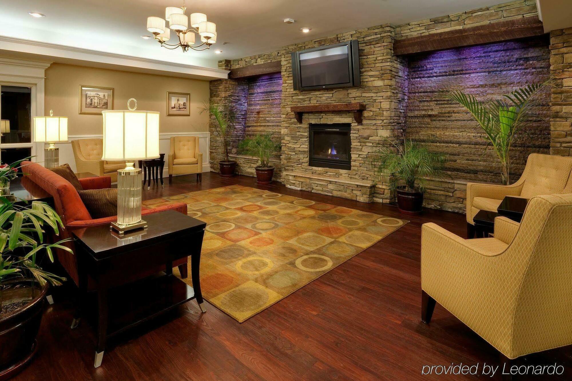 Hotel By Ihg 3*