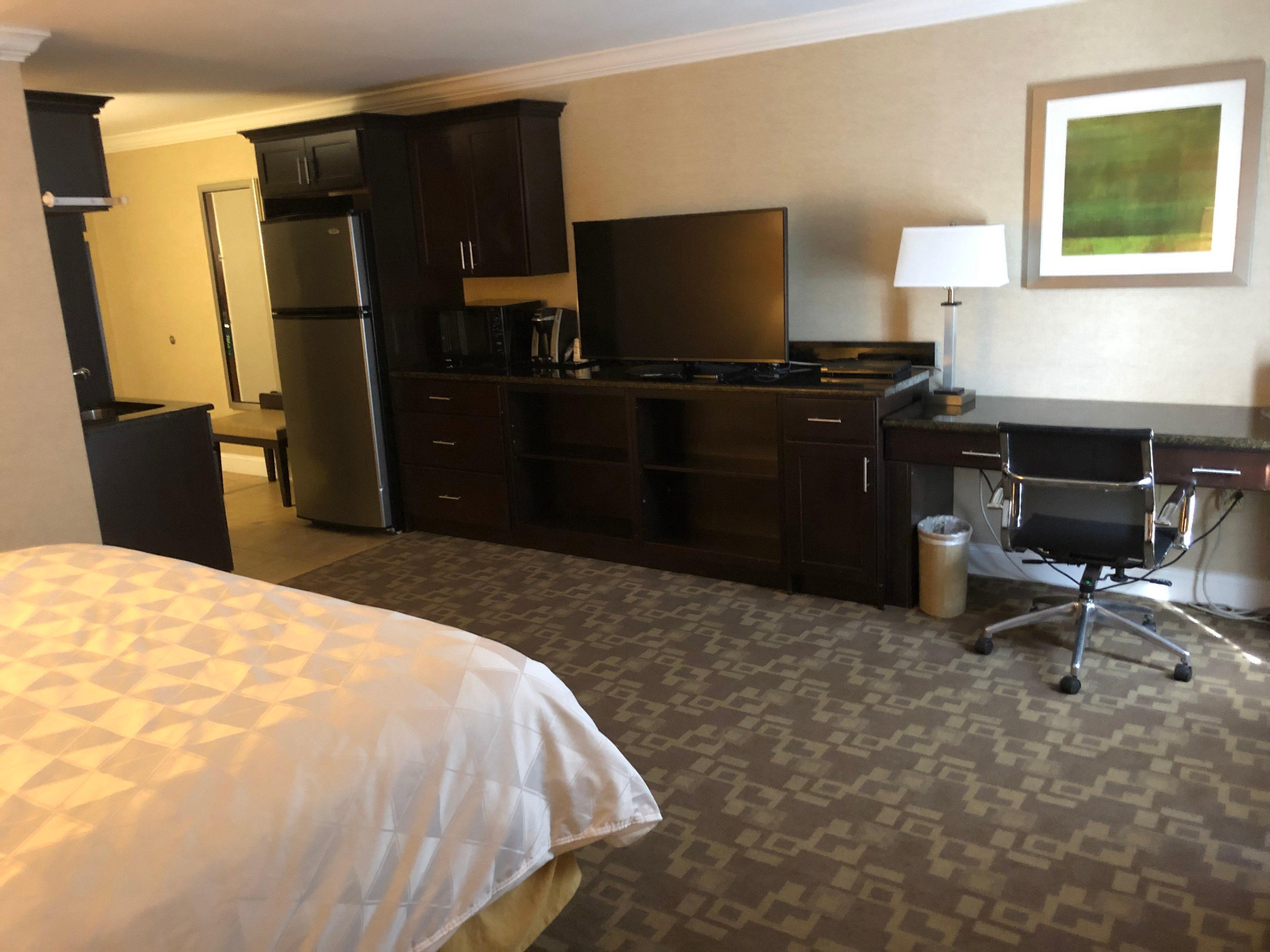 Hotel By Ihg Williamsport