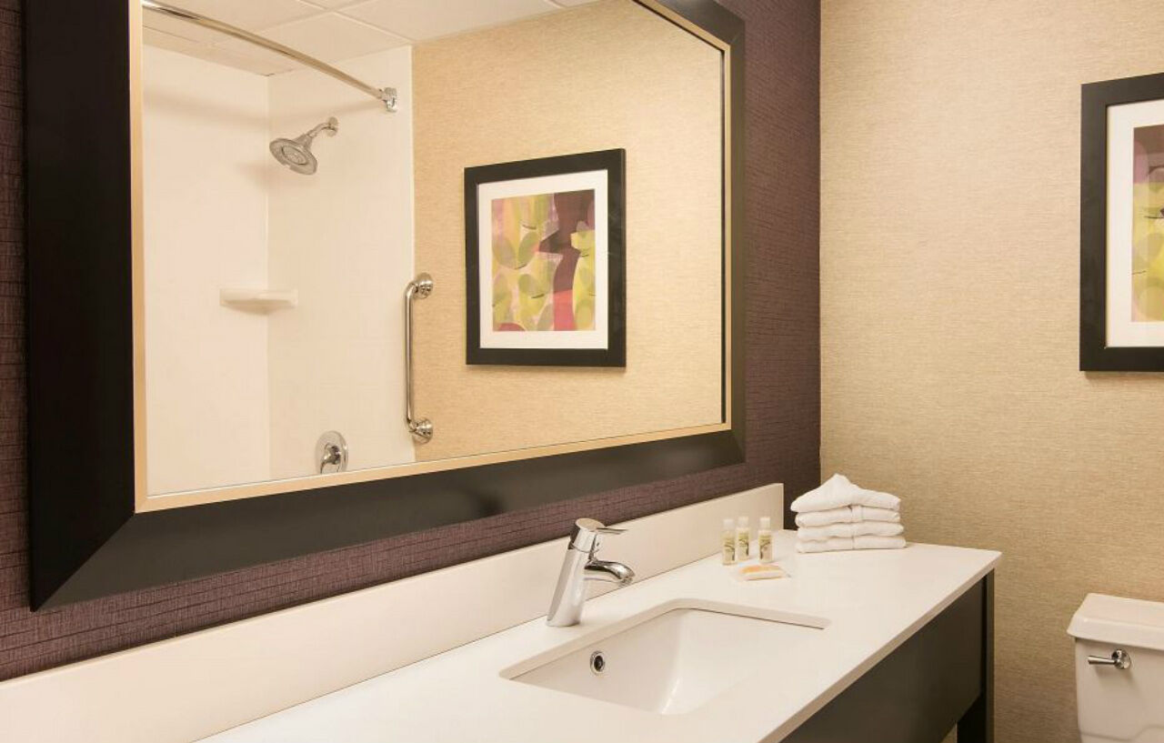 By Ihg Hotel 3*